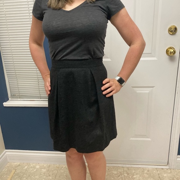 Uniqlo Black Wool Blend Pleated Skirt - Picture 6 of 12